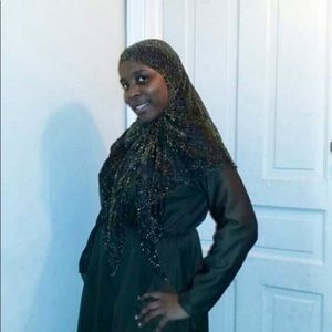 Meet your Posher, Mikeya